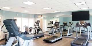 Cobblestone Court Apartments Gallery 11