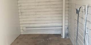 House with Yard and Parking-Video in the Pictures! Gallery 7