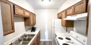 The Residences at Glen Oaks Gallery 5