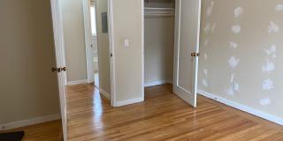 Epic REA-Great 1 BR/1 BA Unit in a S/S Duplex Gallery 19