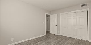 Crossings at Midtown Gallery 84