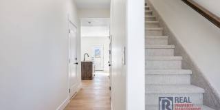 BRAND NEW 3 bed 2.5 Bath Townhome - Small dog negotiable Gallery 11