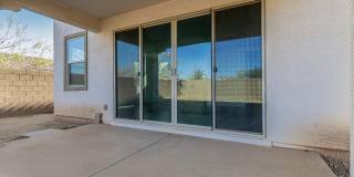 9208 W SELLS Drive Gallery 12