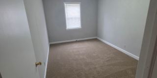 Cambridge Apartments | 2326 N. Cherry Street Apt B Gallery 5