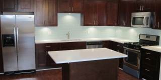 Luxury College Rental - South Side Flats Gallery 4