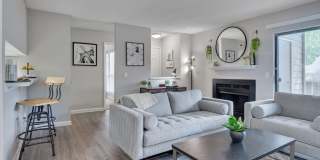 The Retreat at Lake Johnson Apartments Gallery 23