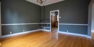 3 bedroom 2.5 bathroom home with a fully fenced yard! Gallery 9
