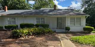 Los Robles Gallery 1