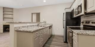 Marble Cliff Commons Gallery 76