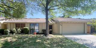Newly Renovated 2 Bed, 2 Bath Home Gallery 1