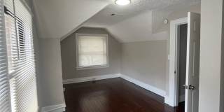 3 Bed/ 1.5 Bath All Brick Home Historic District! Gallery 7