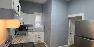 Comfortable 3-Bedroom Home with Private Upstairs Suite Gallery 6