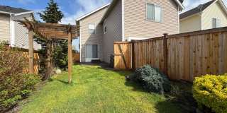 DuPont 2365 SF 3 bedroom plus loft home. Gallery 28
