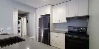 Beautifully Upgraded 1-Bedroom Condo in Downtown Traverse City Gallery 8