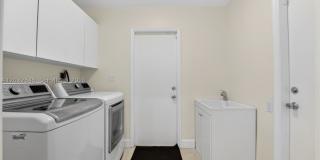 8224 SW 178th Ter Gallery 42