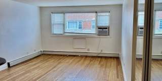 2401 W Balmoral Avenue Gallery 5