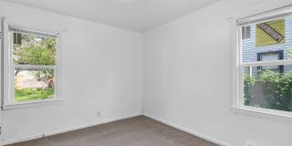 $1250 3 bed Bungalow Gallery 16