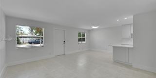 808 SW 12th Ct Gallery 3