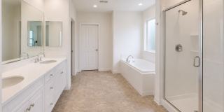 Modern 3BR Home + Office | Built in 2018 | Minutes to Beaches, Shopping & Freeways Gallery 14