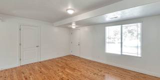 Beautiful 2 Story Home w attached 2 car garage Gallery 10