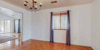 NORTH WEST 3/BD 2/BA 2/CG House Gallery 10