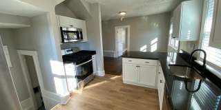 Fully Remodeled 3Bedroom House! Gallery 11