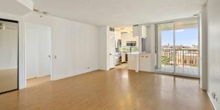 Honolulu Park Place 607 Gallery 1