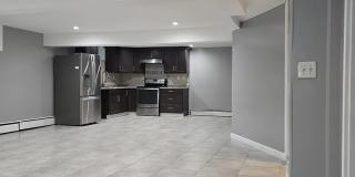 44 Crocus St Gallery 1