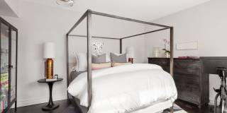 175 East 62nd Street Gallery 10