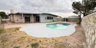 EASTSIDE HOME WITH A SWIMMING POOL Gallery 37