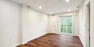 Graduate Pointe Gallery 91