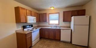 3 Bd Townhome Gallery 42