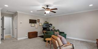 2741 Oberlin Road Gallery 26