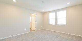 6073 North Orleans Street Gallery 7