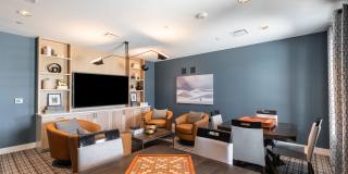 Avenida at Centerra Age 55+ Apartment Homes Gallery 23