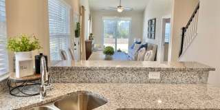 Cardinal | 4 Bed 2.5 Bath | Garage | 1895 sf | $2959-$3255 | 8, 9, 10, 12, 14, and 15 month lease terms Gallery 195