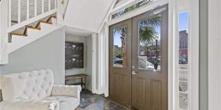 204 Conti Street Gallery 14