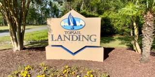 Furnished 3 bedroom 3 bath Condo - Flexible Term lease - Topsail Landing Community Gallery 2