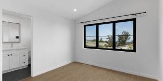 Modern Coastal Lease in Top of the World Gallery 34