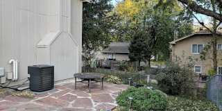 12724 Grant Cir - 3 Bed/2.5 Bath in Willow Wood | Vaulted Ceilings, Attached 2-Car Garage, Finished Lower Level Gallery 7