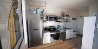 1BR/1BA Furnished Condo Available Now!!! Great Portland Location!!! Gallery 1