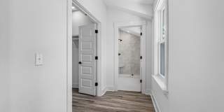 Modern Comfort in the Heart of Johns Island Gallery 40