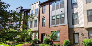 2421 LIBERTY Loop Gallery 1