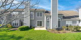 Elgin Two Bedroom with Loft and Two Car Garage Gallery 7