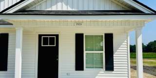 3935 Mickey Lane Gallery 1