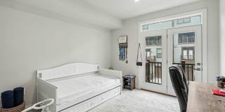 17414 SOUTHERN SHORES Drive Gallery 16