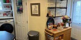 245 West 5th St. Gallery 7