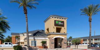 Phoenix - Airport - East Oak Street Gallery 13