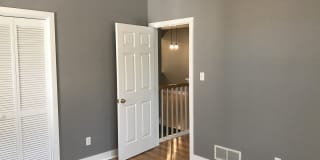 351 S. Madison St Gallery 18