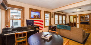 6 bed in Mission Hill Gallery 4